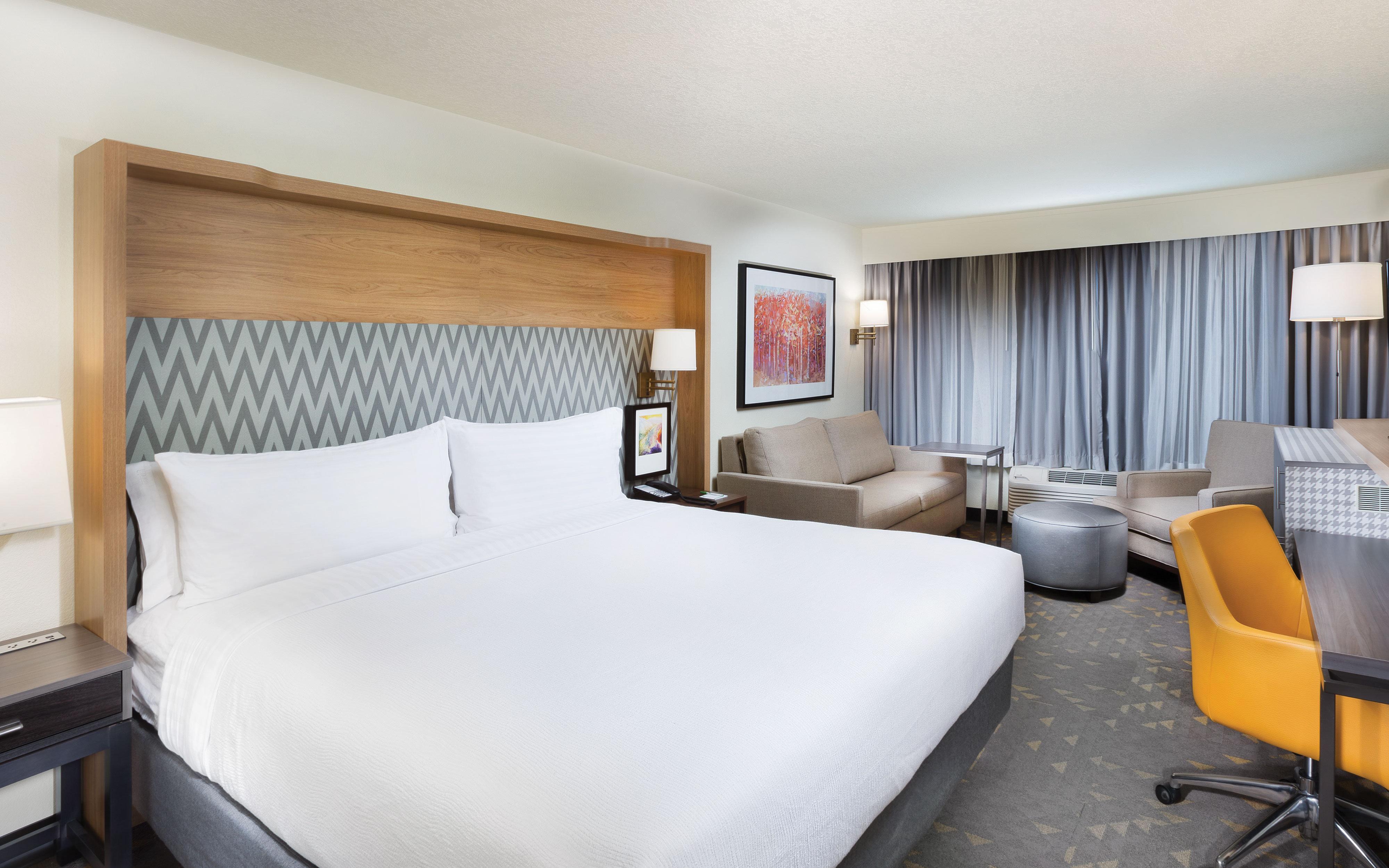 Holiday Inn Asheville East-Blue Ridge Pkwy By Ihg Экстерьер фото