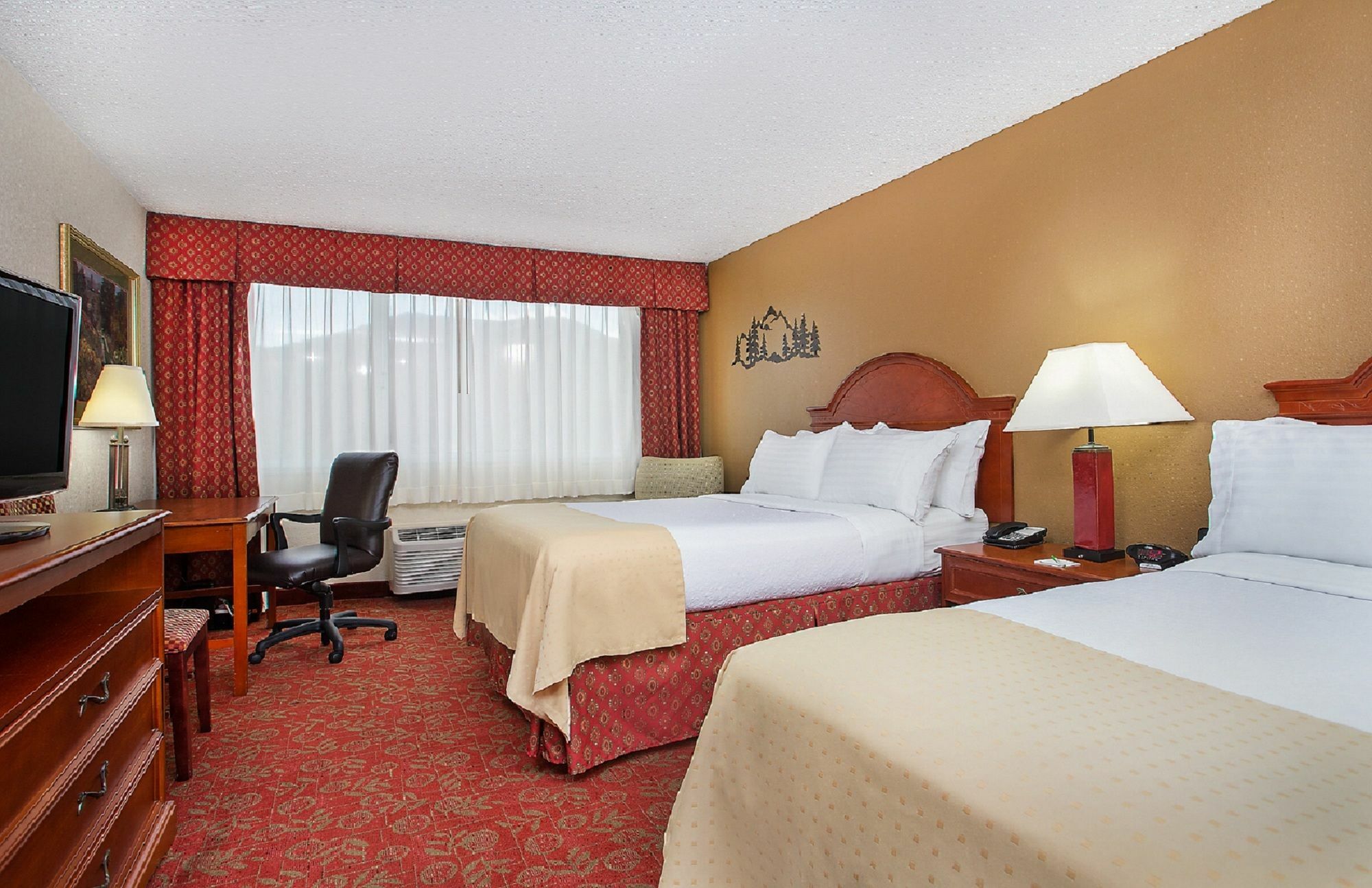 Holiday Inn Asheville East-Blue Ridge Pkwy By Ihg Экстерьер фото