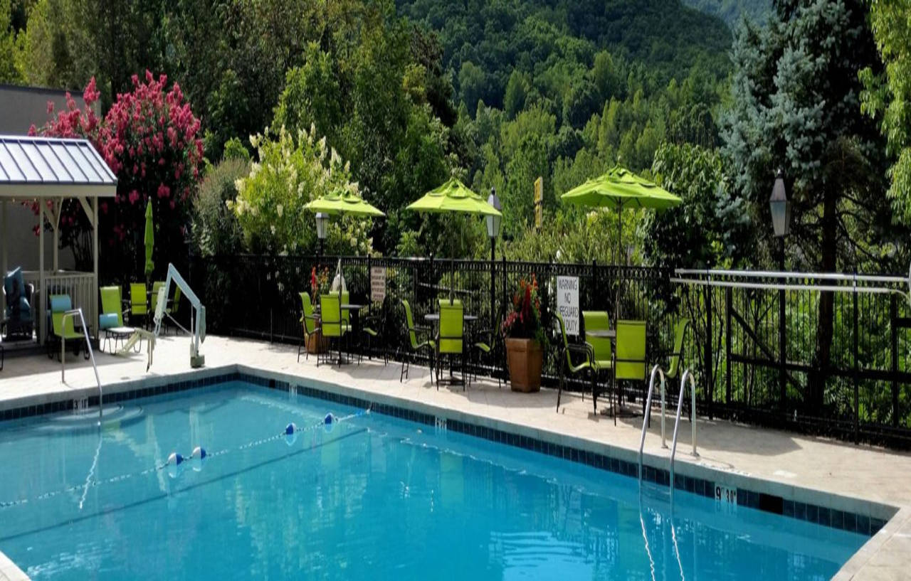 Holiday Inn Asheville East-Blue Ridge Pkwy By Ihg Экстерьер фото